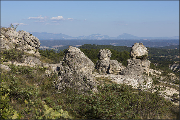 Les Mourres is an area, on the edge of the Luberon Regional Park, formed by hundreds of strange and particular rocky forms Les Mourres is an area, on the edge of the Luberon Regional Park, formed by hundreds of strange and particular rocky forms