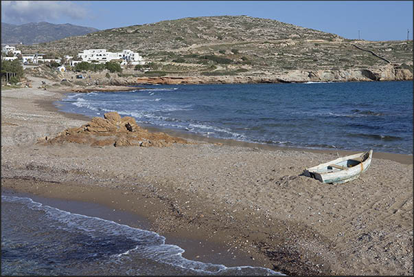 Kumbara Beach (west end of the island) Kumbara Beach (west end of the island)