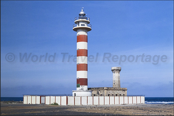 Toston Lighthouse on the northwestern tip of the island Toston Lighthouse on the northwestern tip of the island