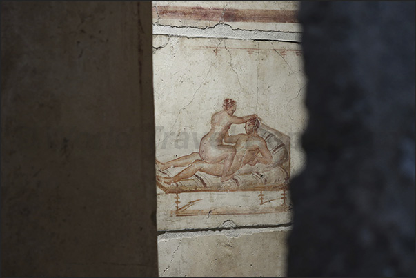 Refined paintings decorate the walls of the triclinium room, for the ancient Romans, sexuality was a natural thing to represent