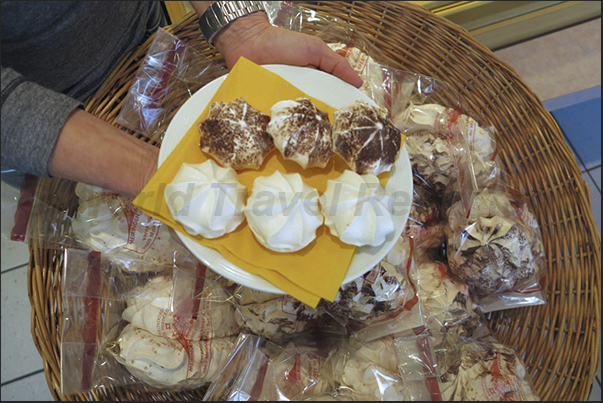 Meiringen, the city of meringue Meiringen, the city of meringue